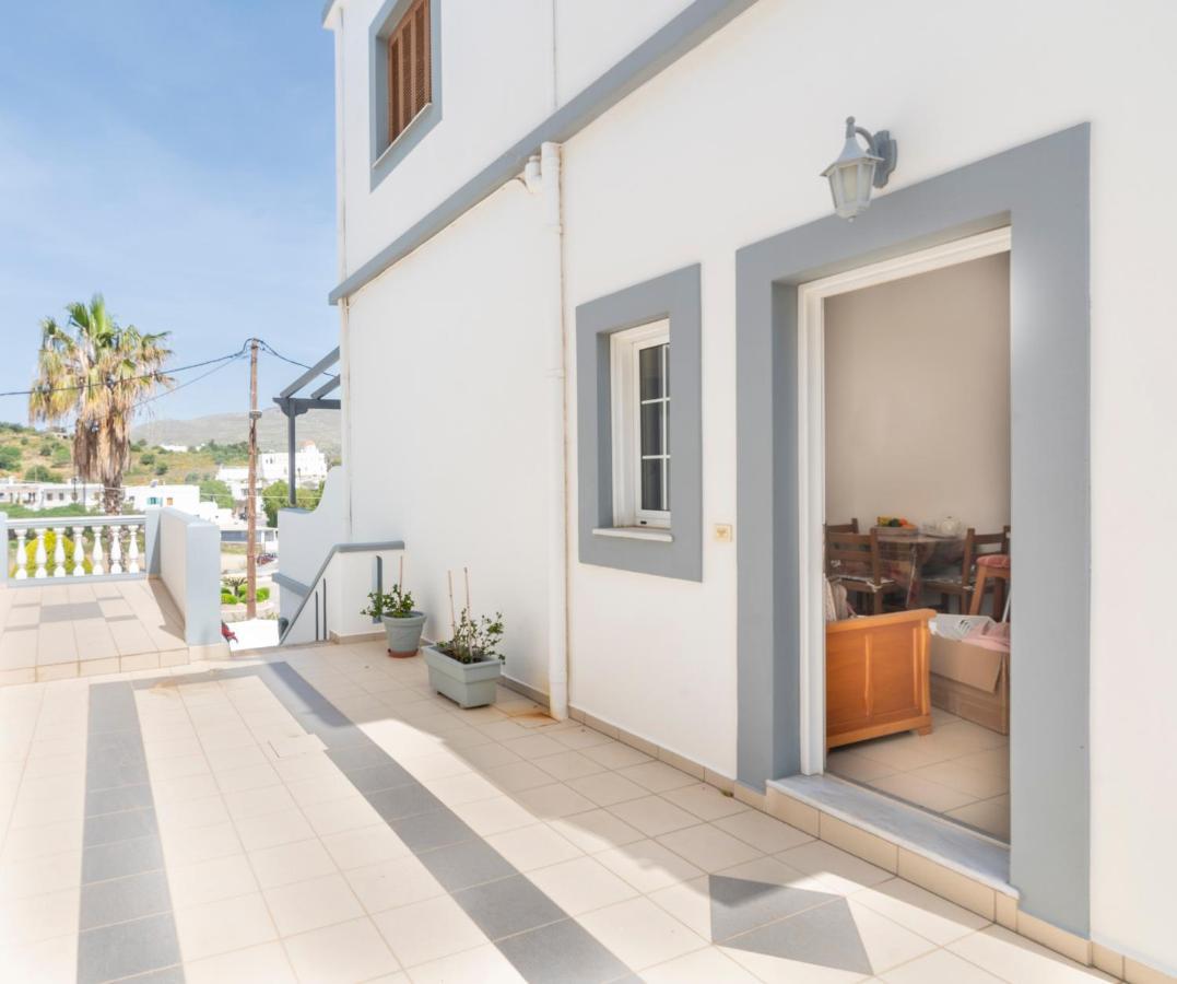 Tassos Apartments I Alinda  Bagian luar foto